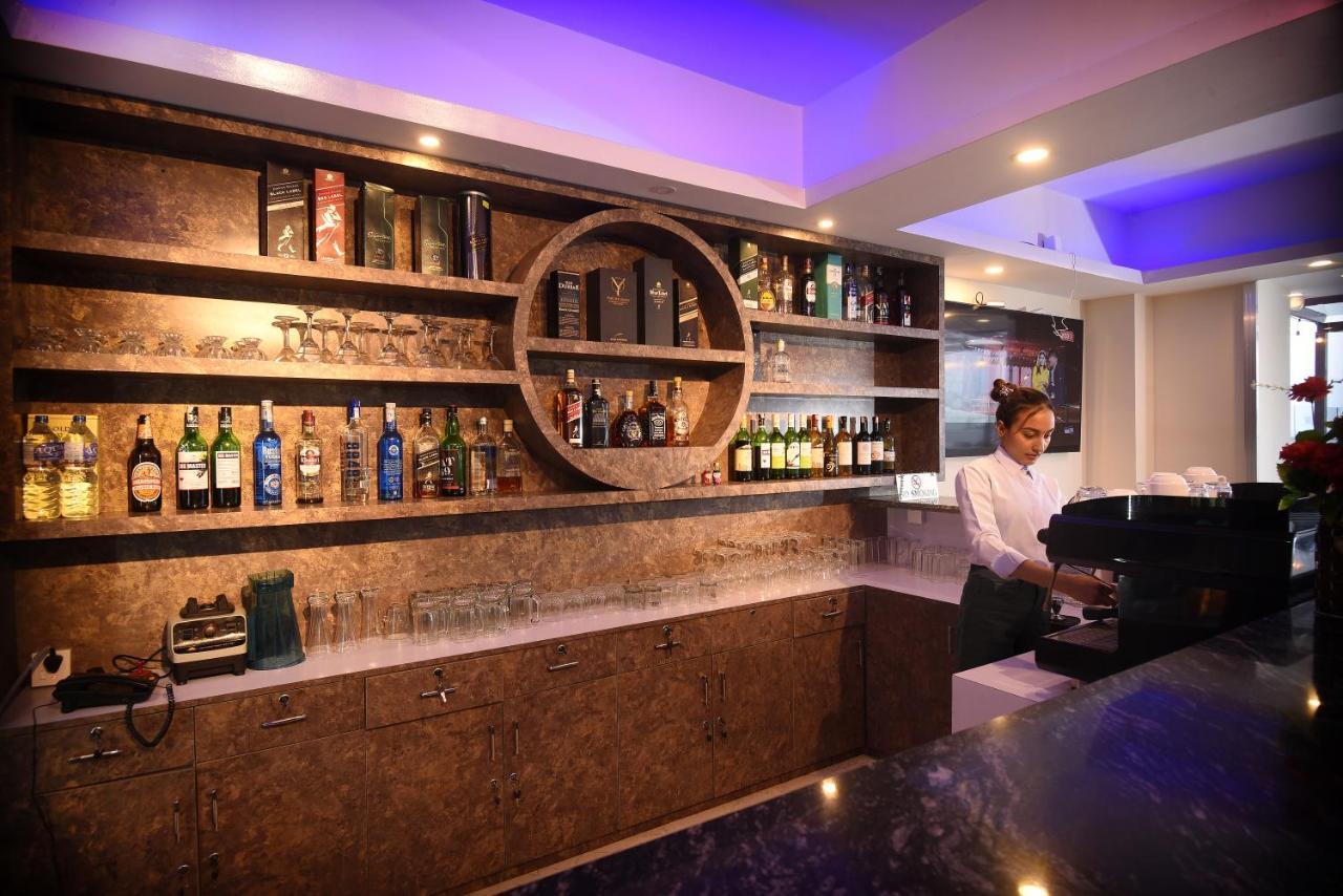 Hotel Simal Kathmandu Exterior photo