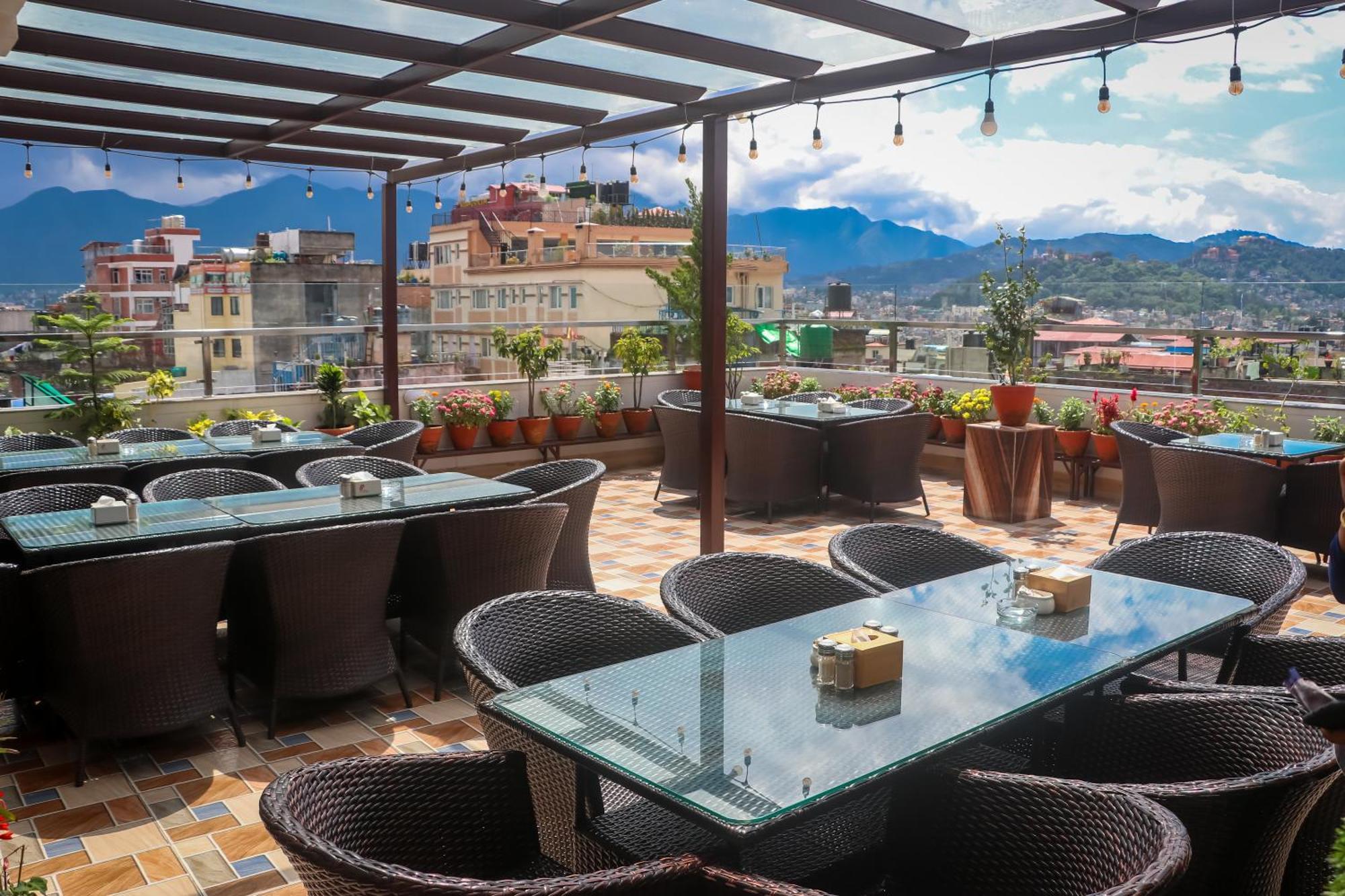 Hotel Simal Kathmandu Exterior photo
